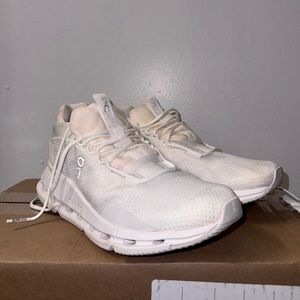 On Cloud CloudNova Women’s Sneaker